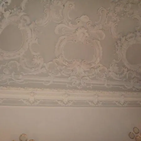 Il Palazzo B E B. Lentini